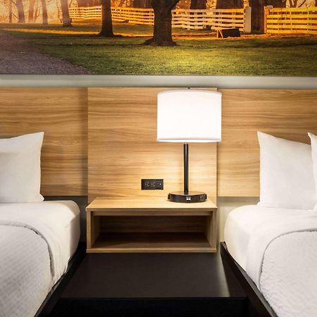 Days Inn & Suites By Wyndham Lancaster Amish Country Mountville Dış mekan fotoğraf
