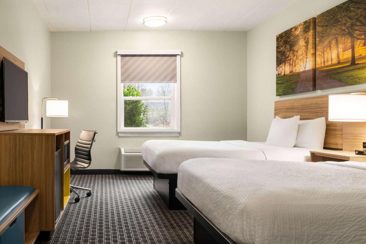 Days Inn & Suites By Wyndham Lancaster Amish Country Mountville Dış mekan fotoğraf