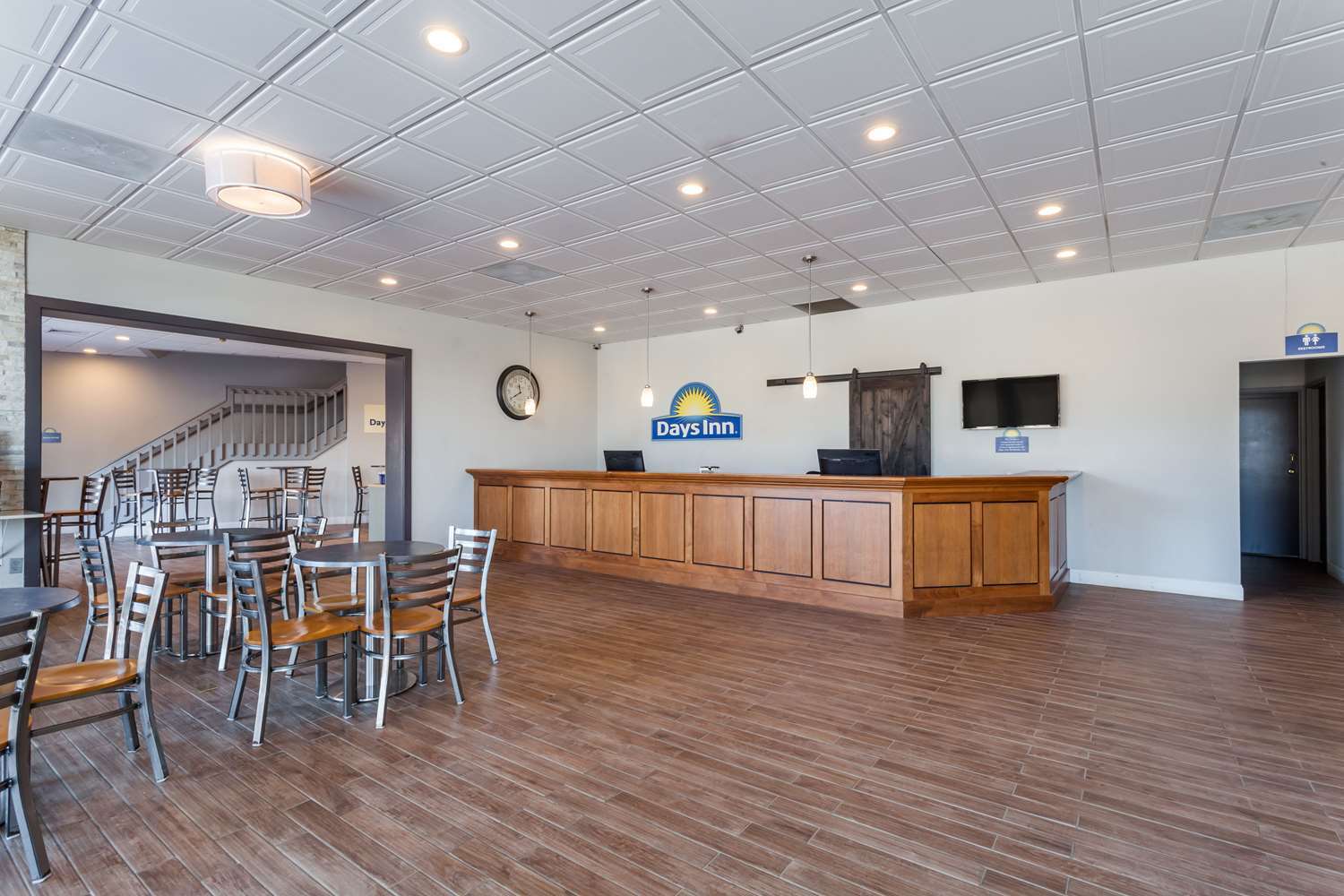 Days Inn & Suites By Wyndham Lancaster Amish Country Mountville Dış mekan fotoğraf